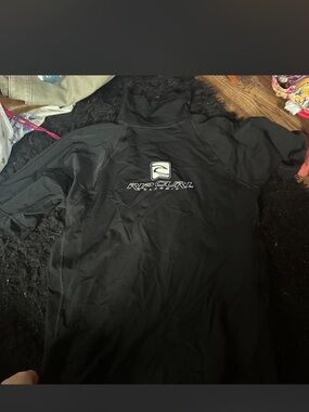 Rip Curl Black Long-Sleeve Men's Swim Rash Guard
